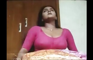 XXX MILF madre seduce a la hija del amigo a videos xxx gratis madrastras la mierda