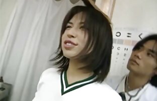 XXX Adolescente hermosa en la follando a mi madrastra ala fuerza máscara de encaje en la pantalla