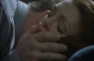 XXX Cougar tiene la bonito boca madrastra cojiendo con su hijastro